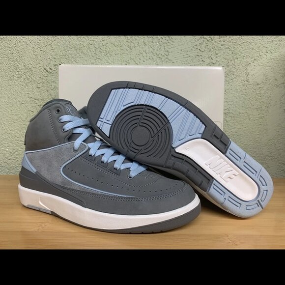 Nike Jordan 2 Retro Mid Cool Grey Woman Size 6.5 FB8871-041 - Picture 5 of 7